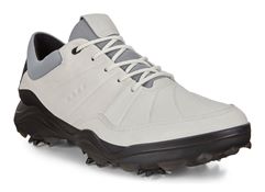 M GOLF STRIKE