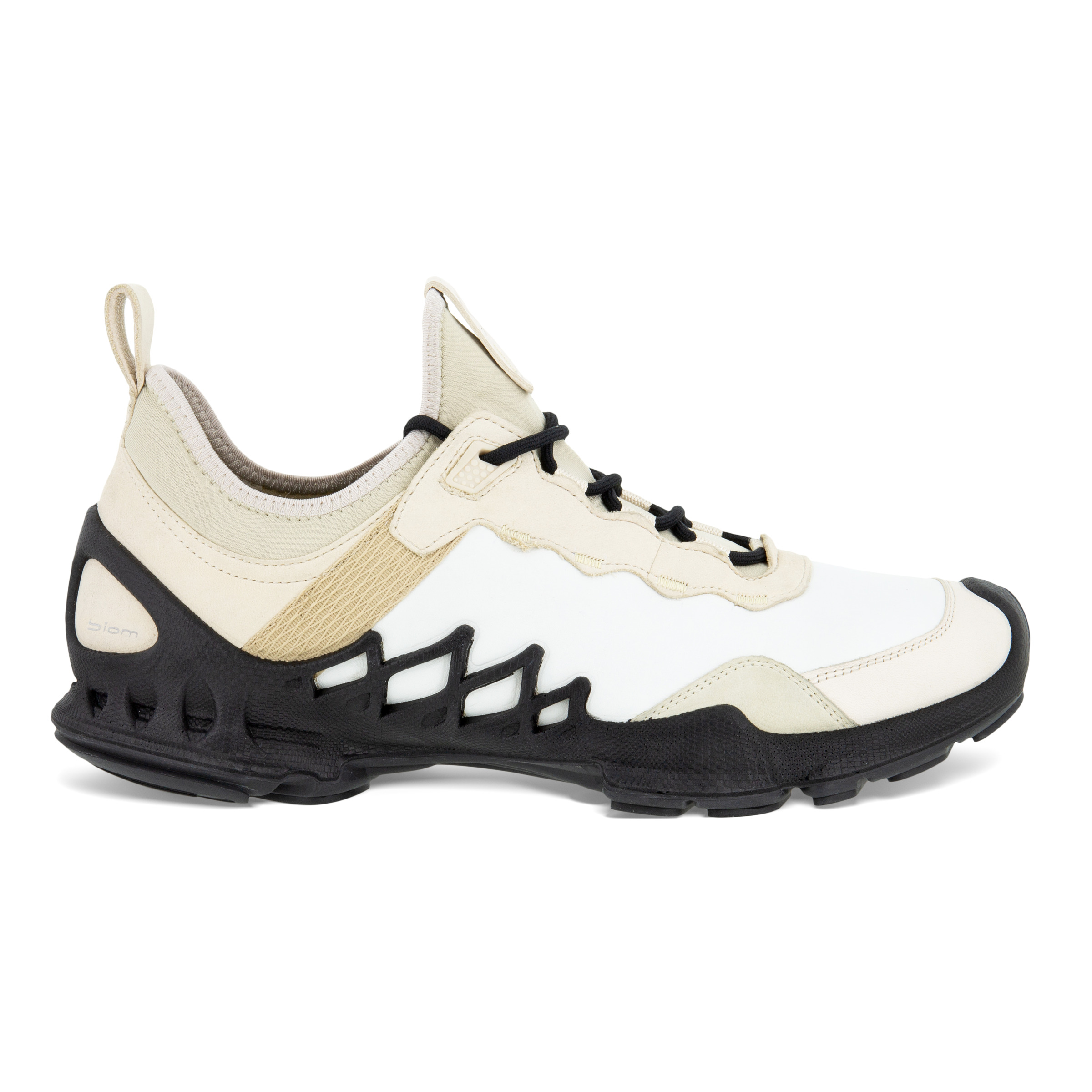 イエケイ3150/12 Biom Aex M - ECCO.com