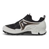  Biom C-trail M (أبيض)