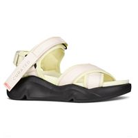  Chunky Sandal